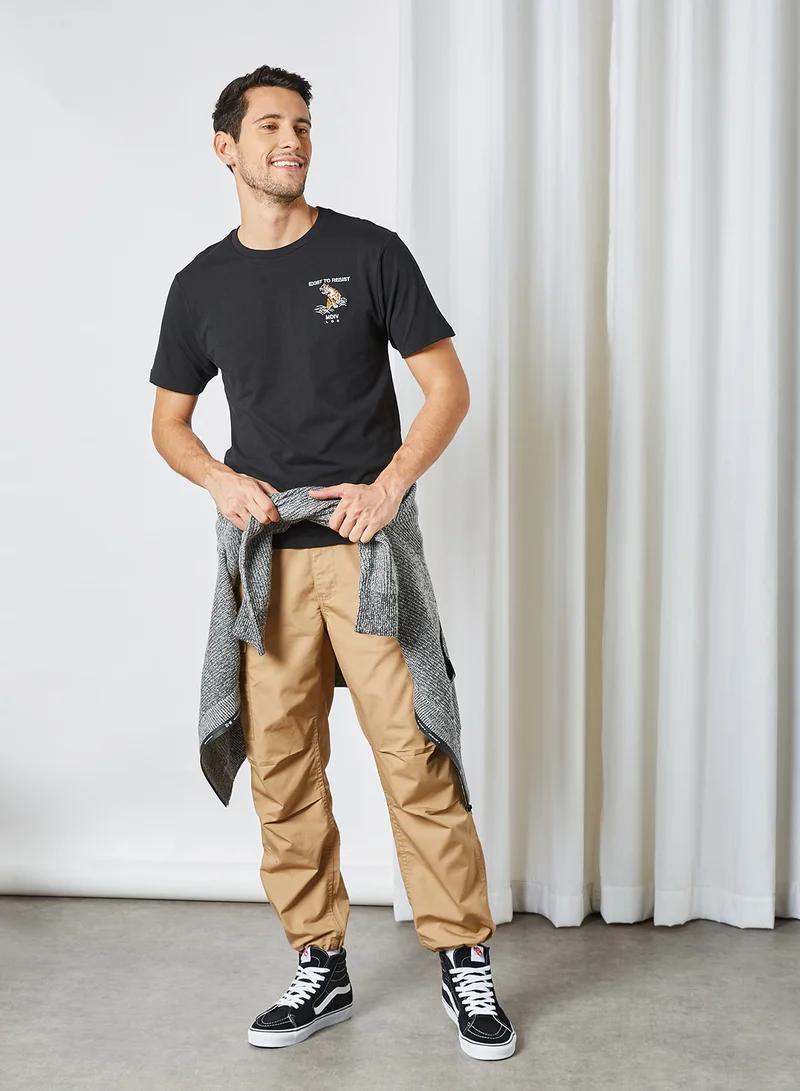 MUSIUM DIV. Short Sleeve Logo T-Shirt Black