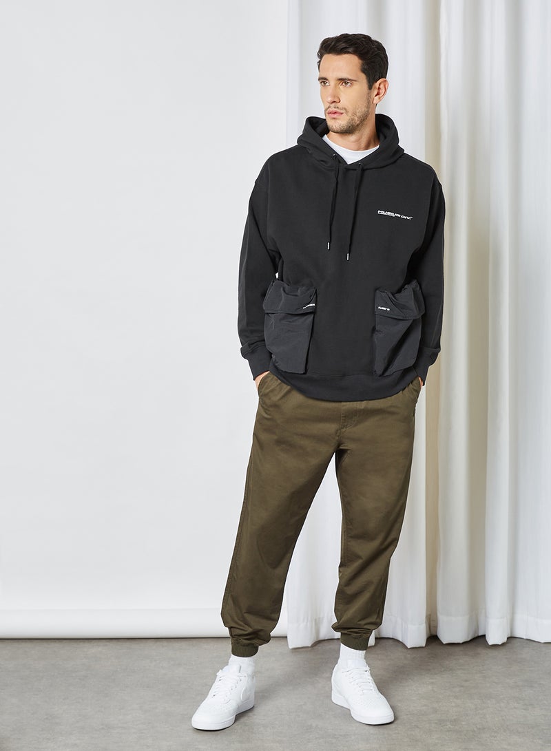 Dual Cargo Pocket Hoodie Black - v1614773004/N43434758V_3