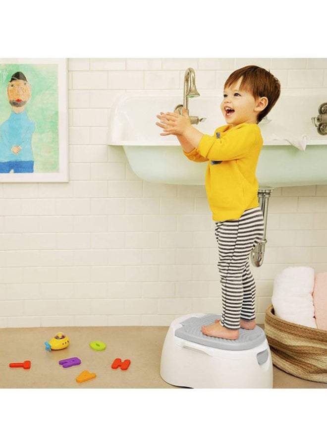 Munchkin - Arm And Hammer Multi Stage 3-In-1 Potty, 18+ M - Grey/White - Image 1