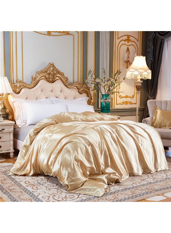 طقم غطاء لحاف سادة حرير ذهبي 200x220سم - Image 1
