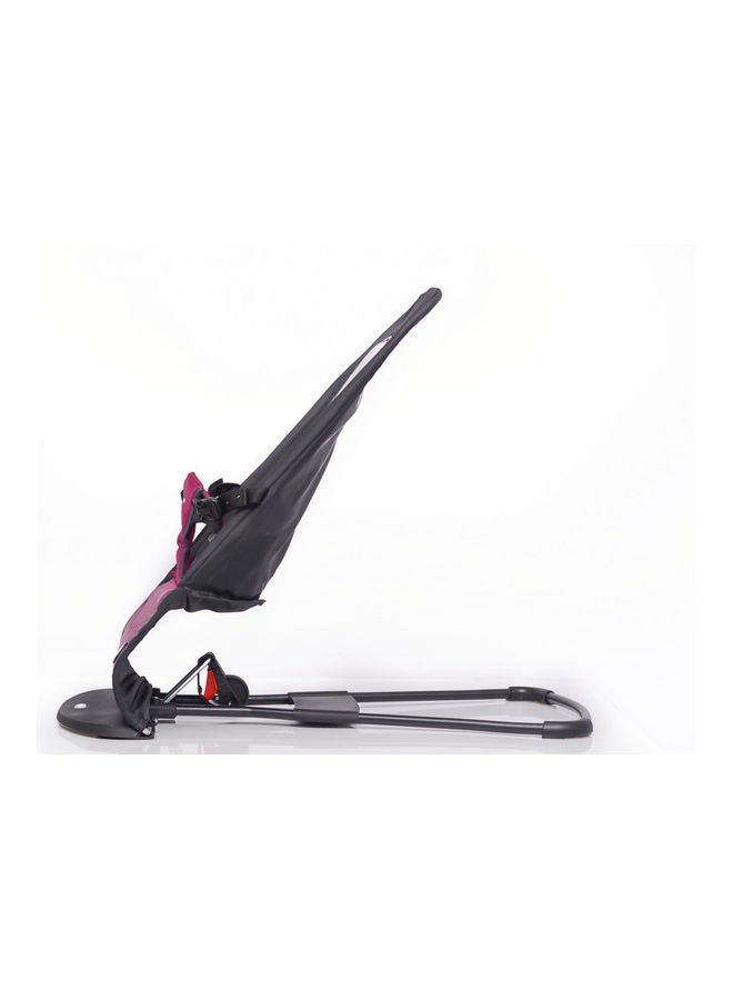 Petit bebe - Baby Bouncer - Image 1