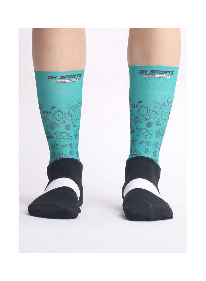Generic Men Women Cycling Socks - Image 3