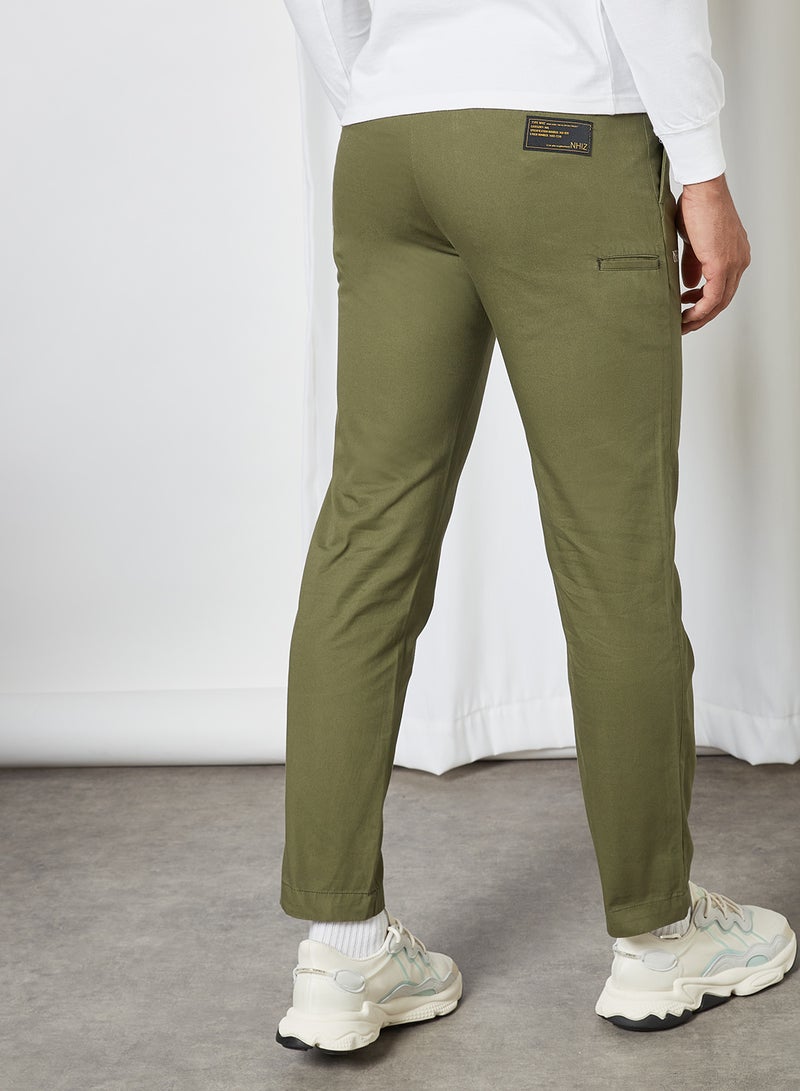 izzue - Basic Chino Pants Khaki - Image 1