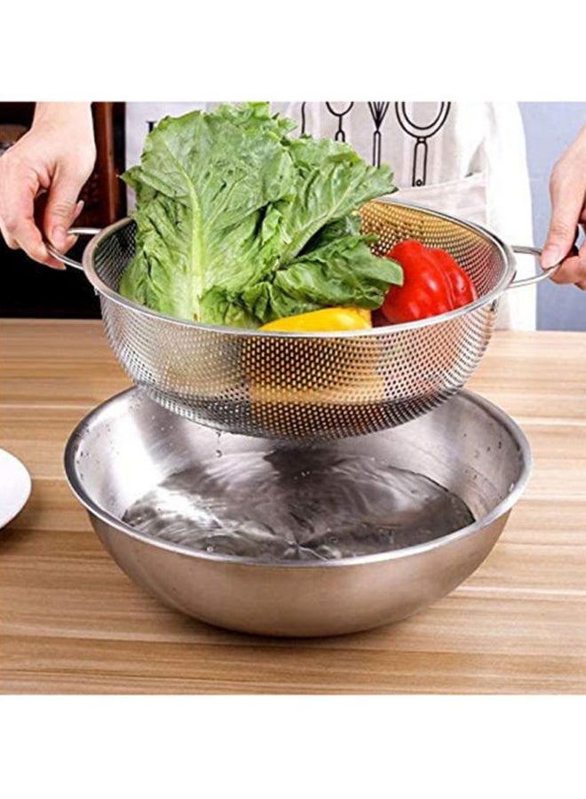 DESSINI 6-Piece Strainers And Colanders With Handle Set Includes 6xStrainer(16.5 cm,19.5 cm, 22.5cm, 25.5cm, 28.5 cm, 31.5 cm) Silver  - Image 5