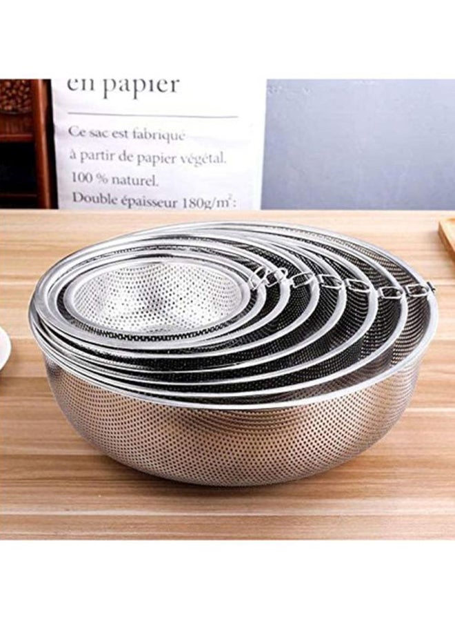 DESSINI 6-Piece Strainers And Colanders With Handle Set Includes 6xStrainer(16.5 cm,19.5 cm, 22.5cm, 25.5cm, 28.5 cm, 31.5 cm) Silver  - Image 4