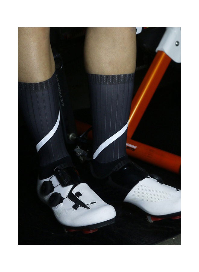 Generic Reflective Stripe Anti-skid Silicon Breathable Socks  - Image 2