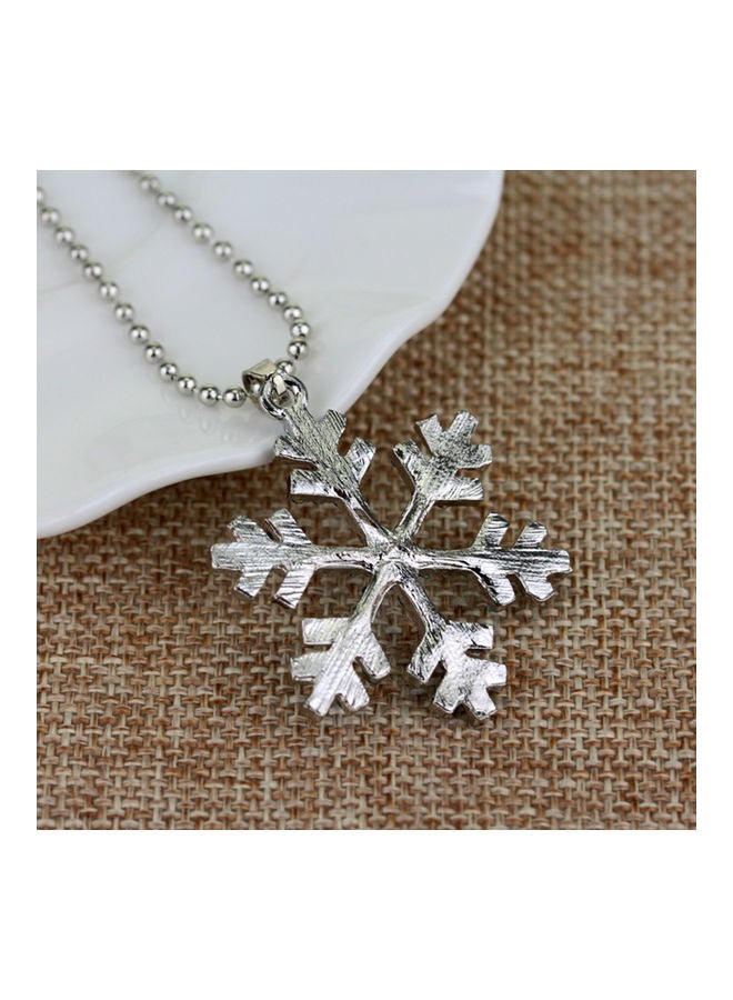 Snowflake Shaped Necklace - Image 3
