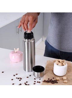 Royalford Stainless Steel Vacuum Bottle Sweat Free Leakproof Dishwasher Safe Water Bottle Silver 1Liters  - Image 4