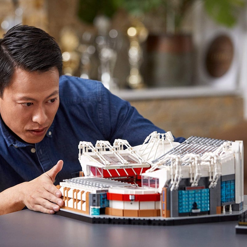LEGO - 10272 Creator Manchester United Old Trafford Stadium Building Block Kit 16+ Years - Image 1