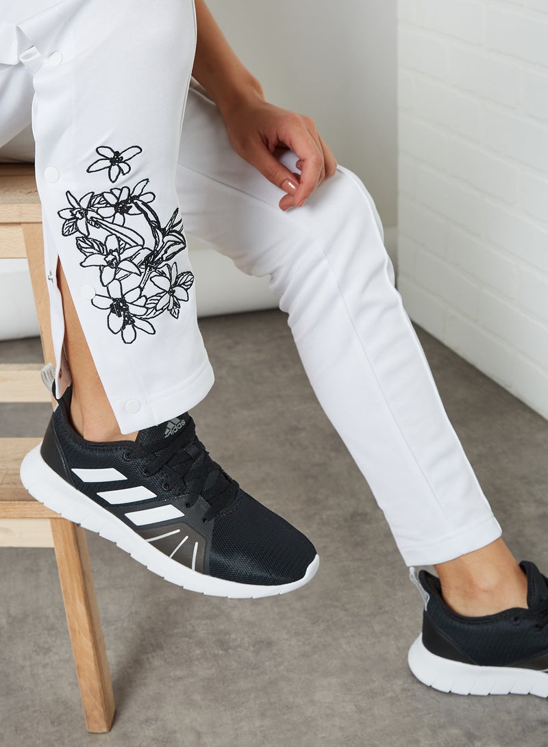 adidas بنطال بأزرار كبس ورسومات أبيض - Image 4