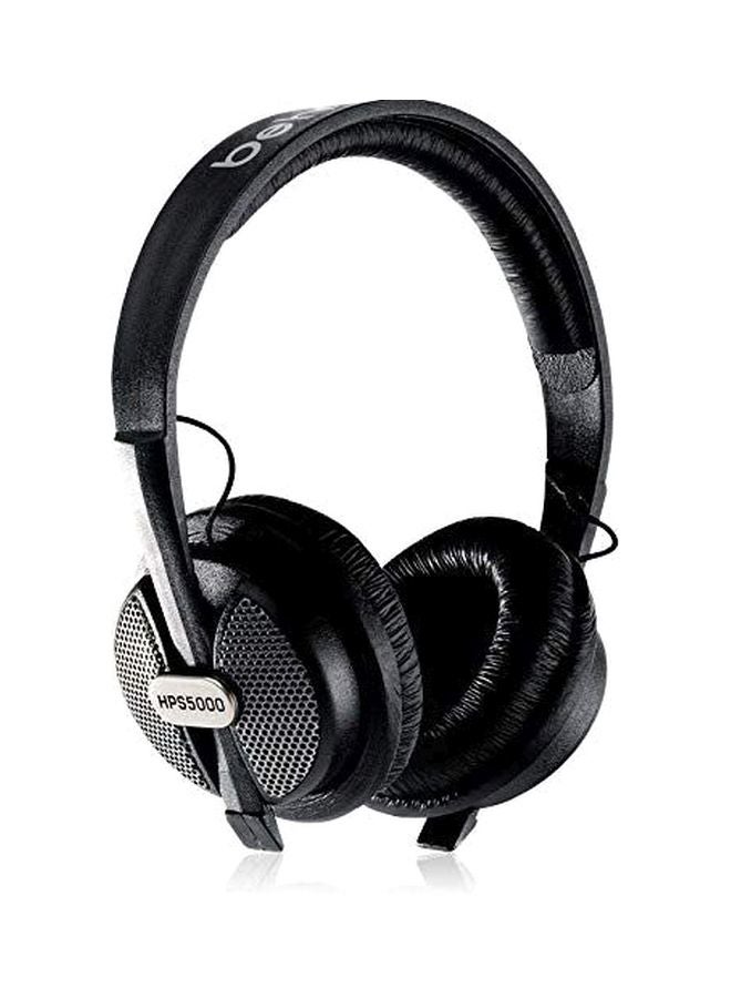 behringer USB Audio Interface And Condenser Microphone With Studio Headphone Set U-PHORIA STUDIO PRO Black/White  - Image 4