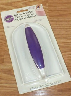 Wilton Fondant Smoother White/Purple 8.25x14.6cm  - Image 2