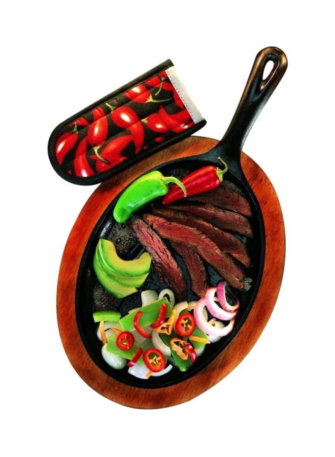 LODGE Pack Of 3  Chilli Pepper Mitten And Wooden Mat Set Red  - Image 4
