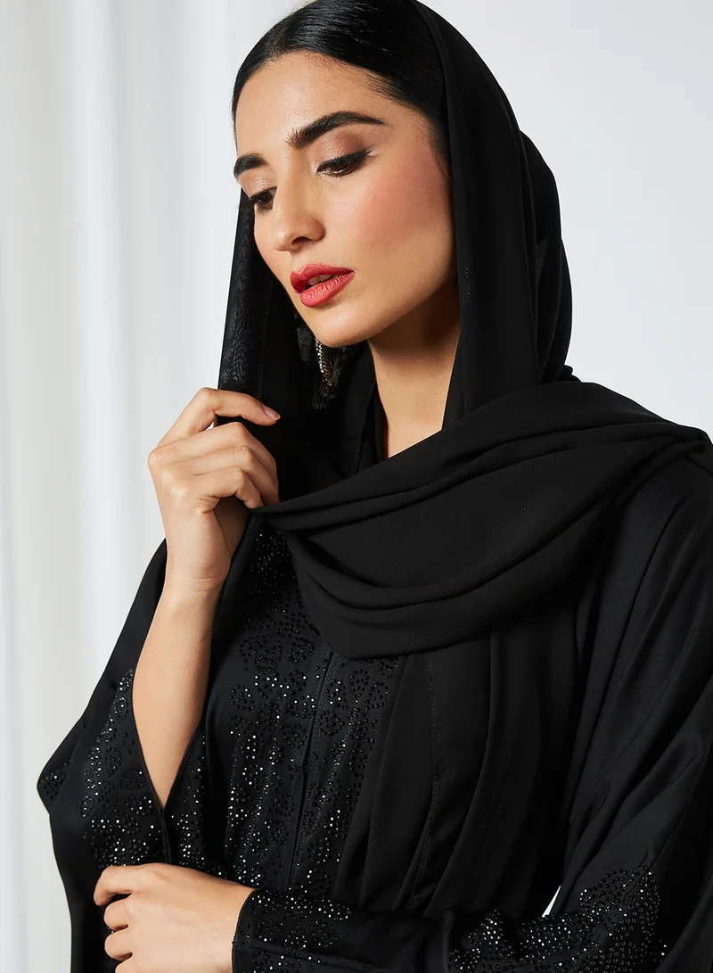 رفيفيا عباية مطرزة أسود