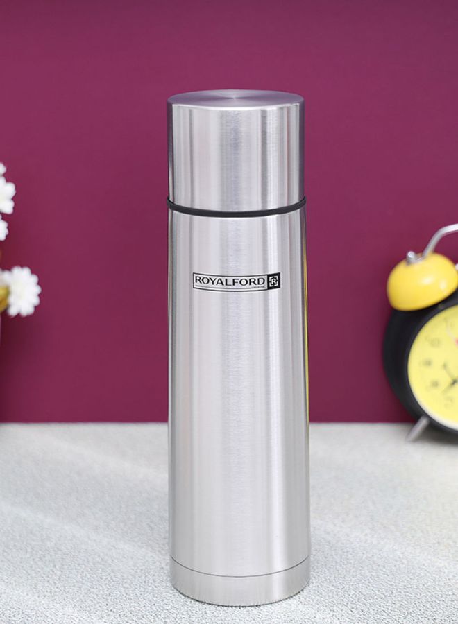 Royalford Stainless Steel Vacuum Bottle Silver/Black 1000ml  - Image 4