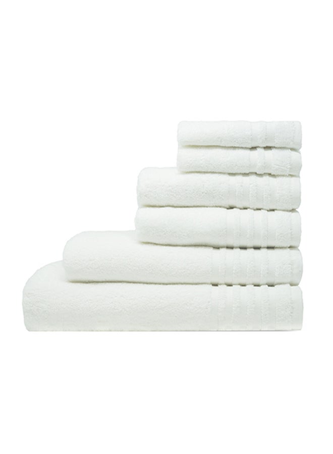 ترايدنت مجموعة مناشف سمارت تويست مكونة من 6 قطع مصنوعة من القطن بنسبة 100% تتضمن منشفة حمام كبيرة مقاس 90 × 150 سم، ومنشفة حمام مقاس 1 × 70 × 130 سم، ومنشفتين لليد مقاس 50 × 90 سم، ومنشفة غسيل مقاس 30 × 30 سم، بيضاء 70 × 130، و50 × 90، و30 × 30 سم أبيض 70x130 ,50x90 ,30x30سم - Image 1