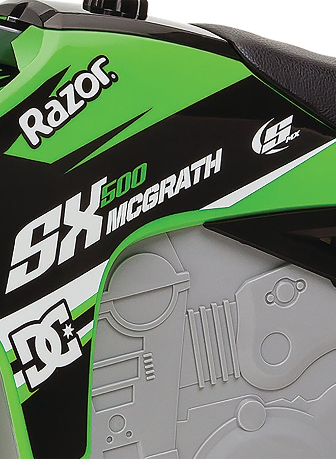 ريزر دراجة ترابية كهربائية من Razor - دراجة ترابية SX350 McGrath للأطفال بعمر 13 عامًا فما فوق بسرعة قصوى تبلغ 14 ميلاً في الساعة ومدة قيادة 30 دقيقة، ومدى يصل إلى 7 أميال، وقوة 250 وات مع بطارية 24 فولت 7 أمبير وإطارات موتوكروس مقاس 12 بوصة - خضراء متعدد الألوان  - Image 2