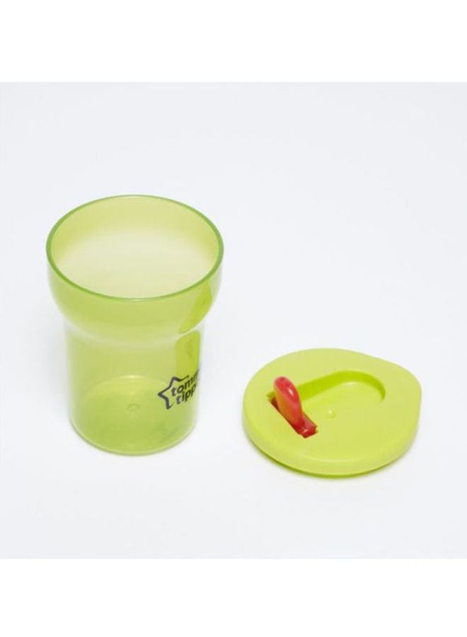 tommee tippee - Essentials Free Flow First Beaker Sippy Cup, 200ml - Green/Red - Image 1