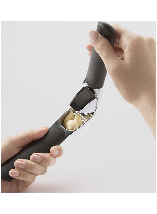 Lakeland - Oxo Good Grips Garlic Press Silver/Black - Image 1