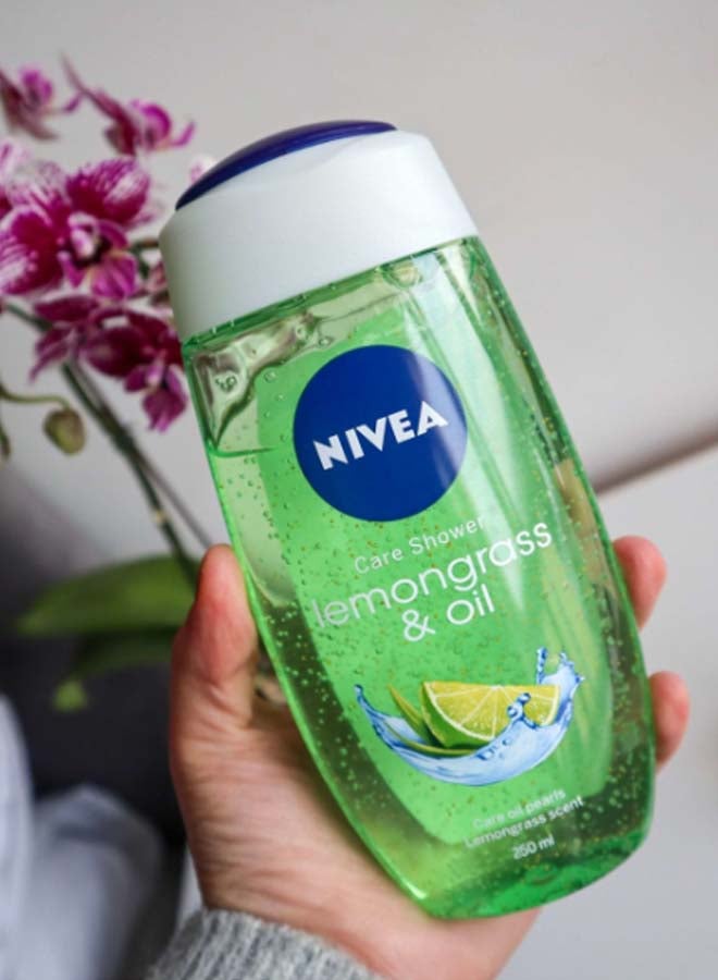 نيفيا مجموعة من قطعتي جل استحمام بعشبة الليمون والزيت 500ملليلتر - Image 2