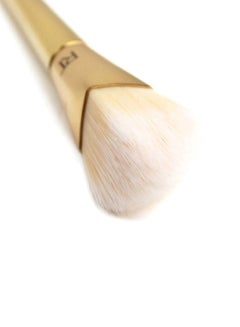 REAL TECHNIQUES Bold Metals 101 Triangle Foundation Brush Gold/White  - Image 4