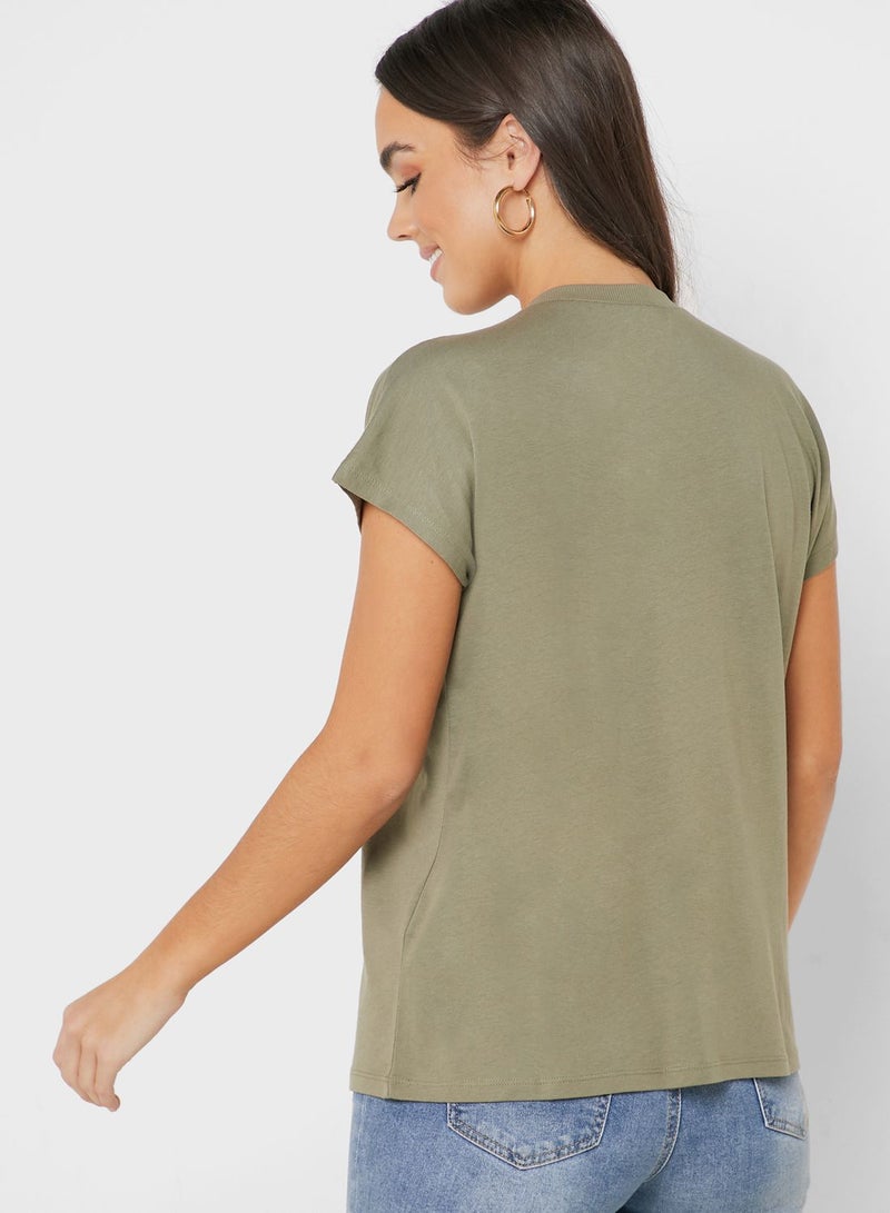 Reserved Stylish Round Neck T-Shirt Sage Green - Image 2