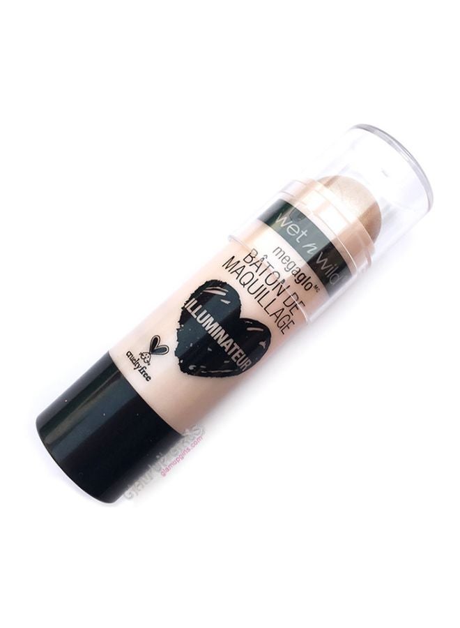 Wet N Wild - Megaglo Makeup Stick Highlighter When The Nude Strikes - Image 1