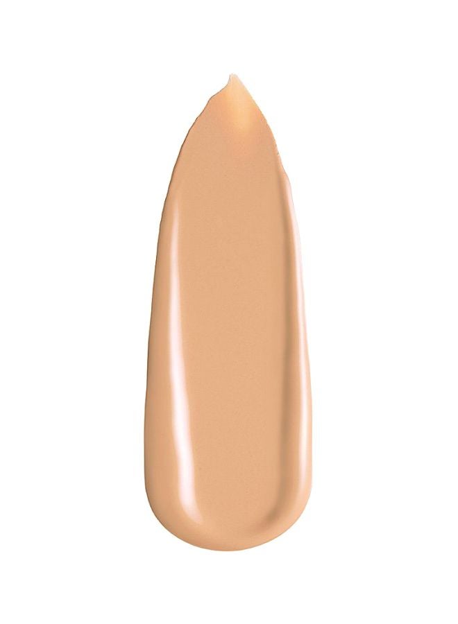 CLINIQUE Even Better Glow Light Reflecting Makeup SPF15 Neutral  - Image 2