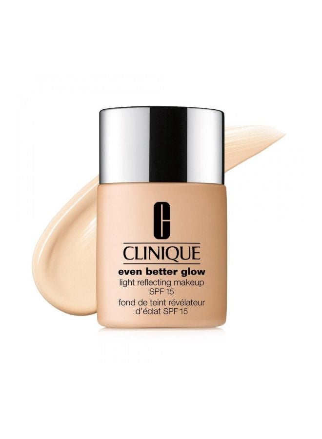 CLINIQUE - Even Better Glow Light Reflecting Makeup SPF15 Bone - Image 1