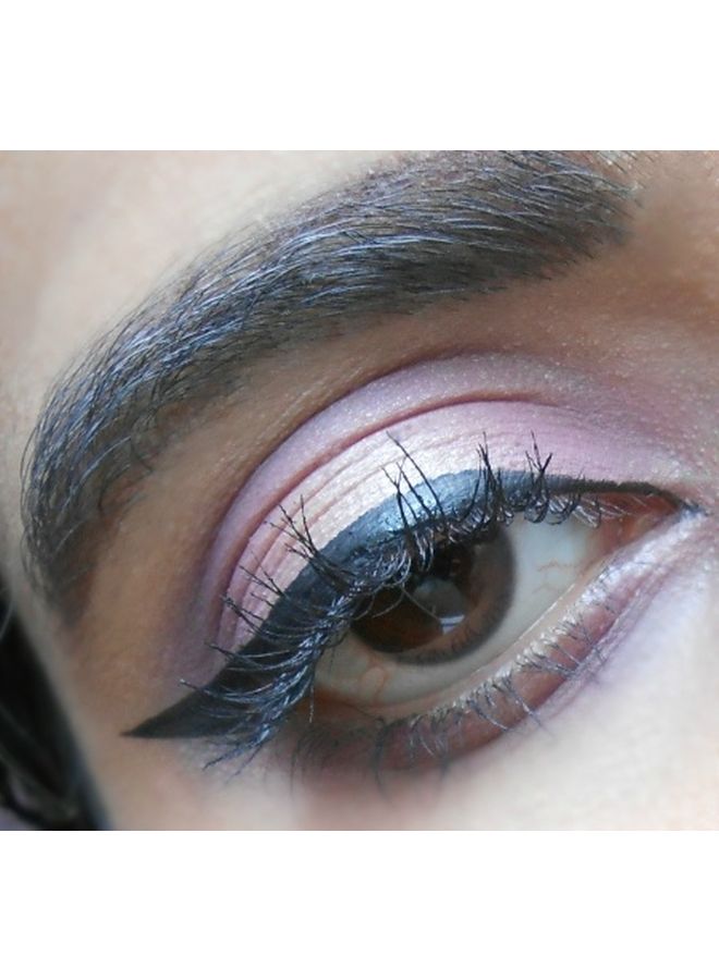 Essence - Liquid Ink Eyeliner Waterproof 01 Black - Image 1