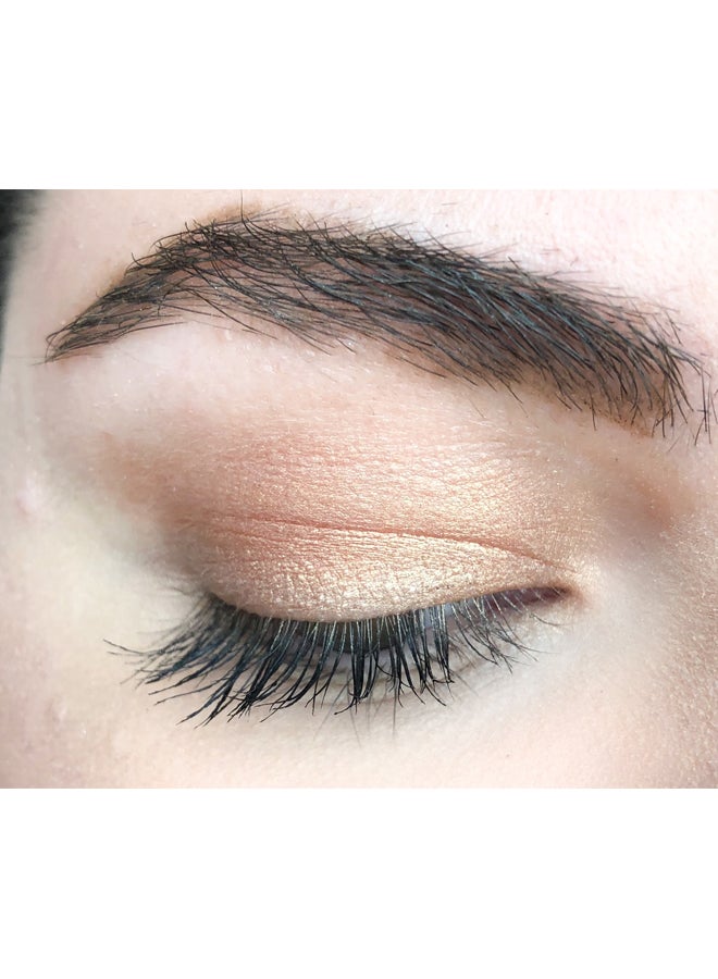Essence - I Love Stage Eyeshadow Base Beige - Image 1