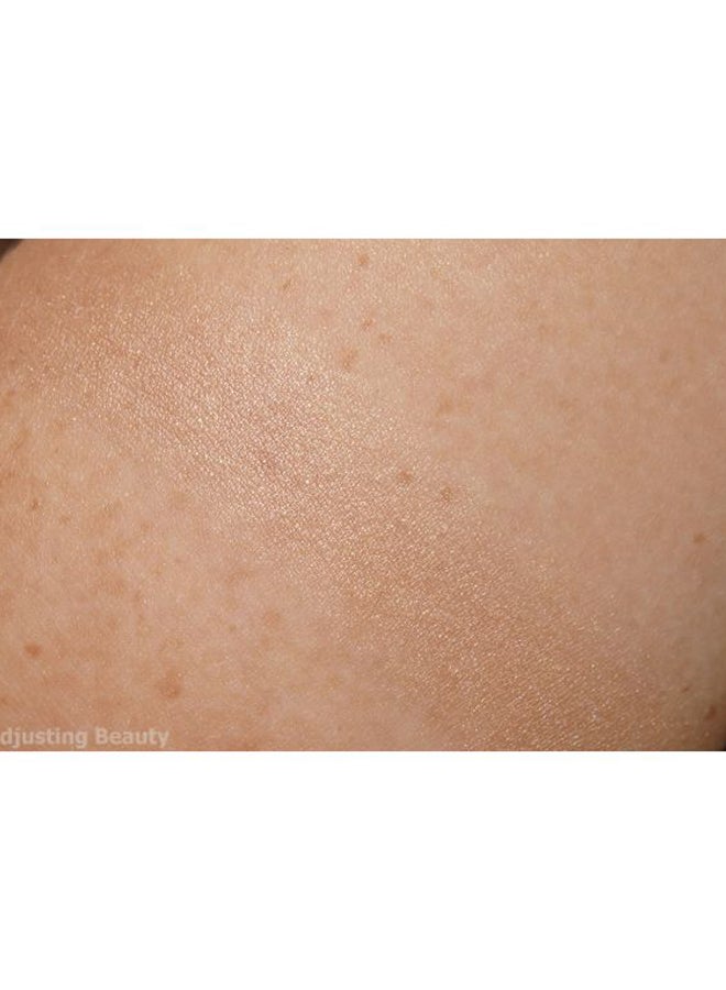 Essence - Pure Nude Highlighter Pure Nude - Image 1
