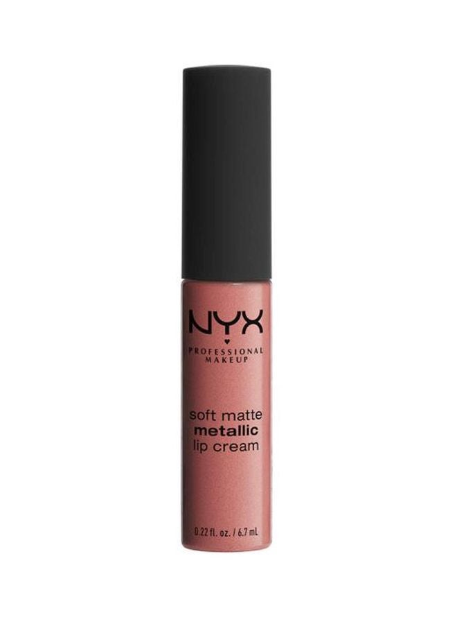 Soft Matte Metallic Lip Cream Cannes