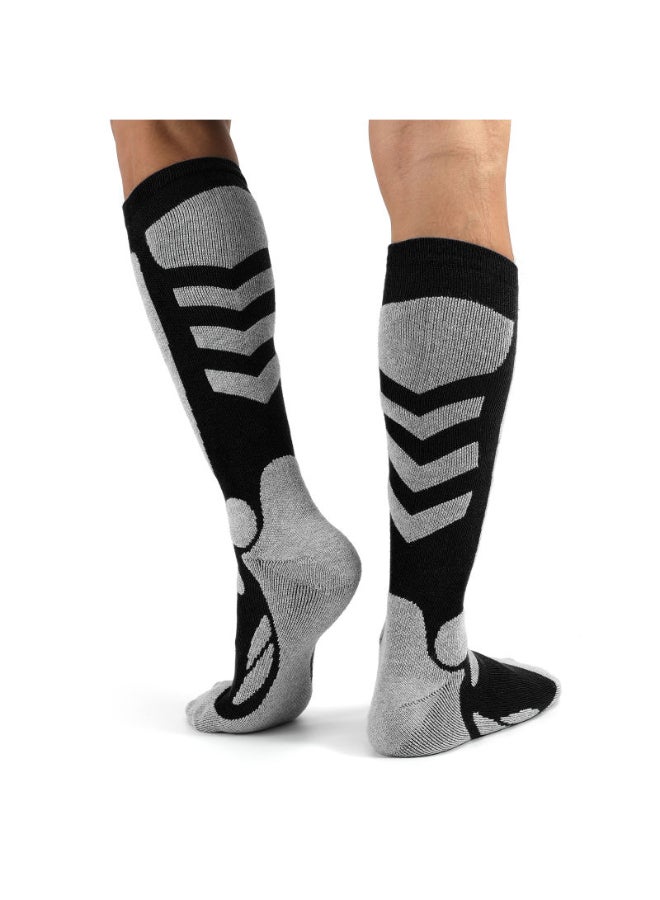 Pair Of 2 Sports Professional Socks Black/Grey - Image 3
