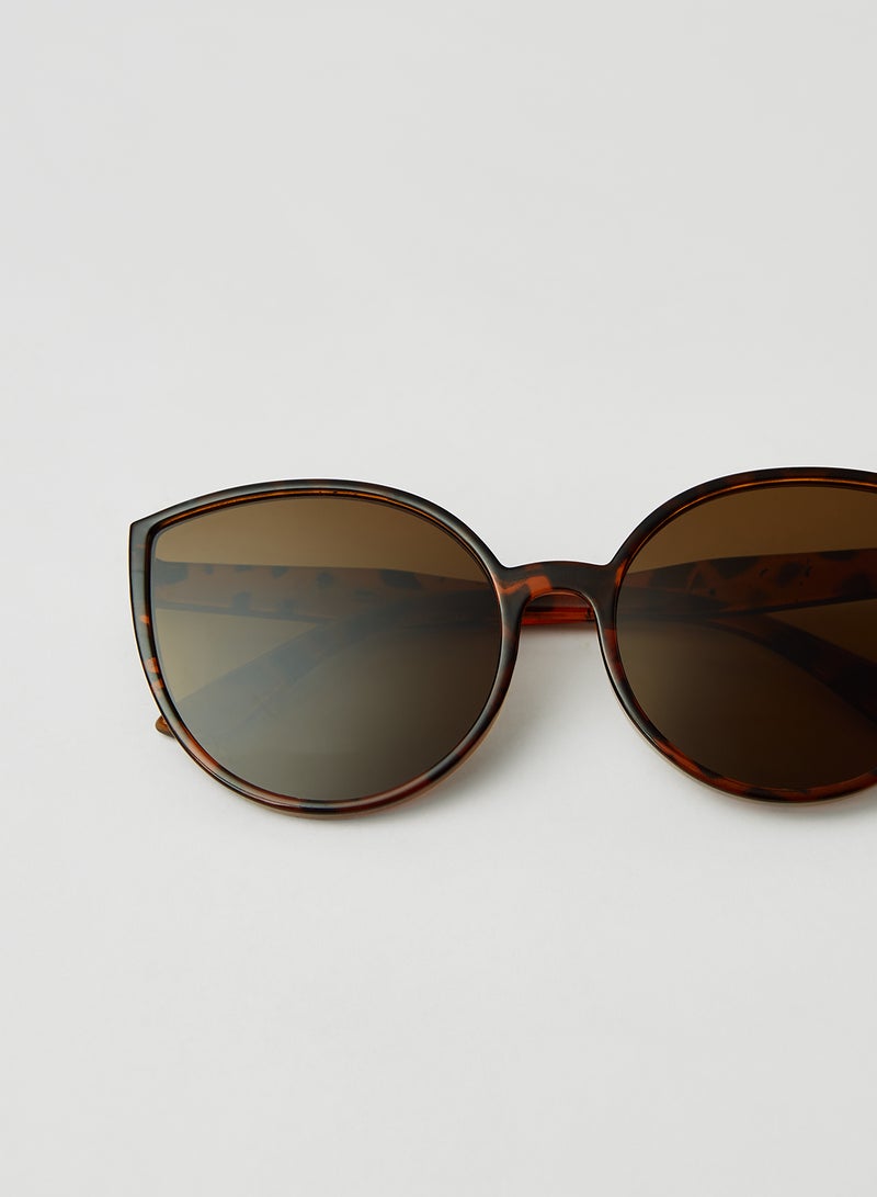 ال سي وايكيكي نظارة شمسية بإطار على شكل عين قطة طراز LCW-9SN621Z8 للنساء - Image 4