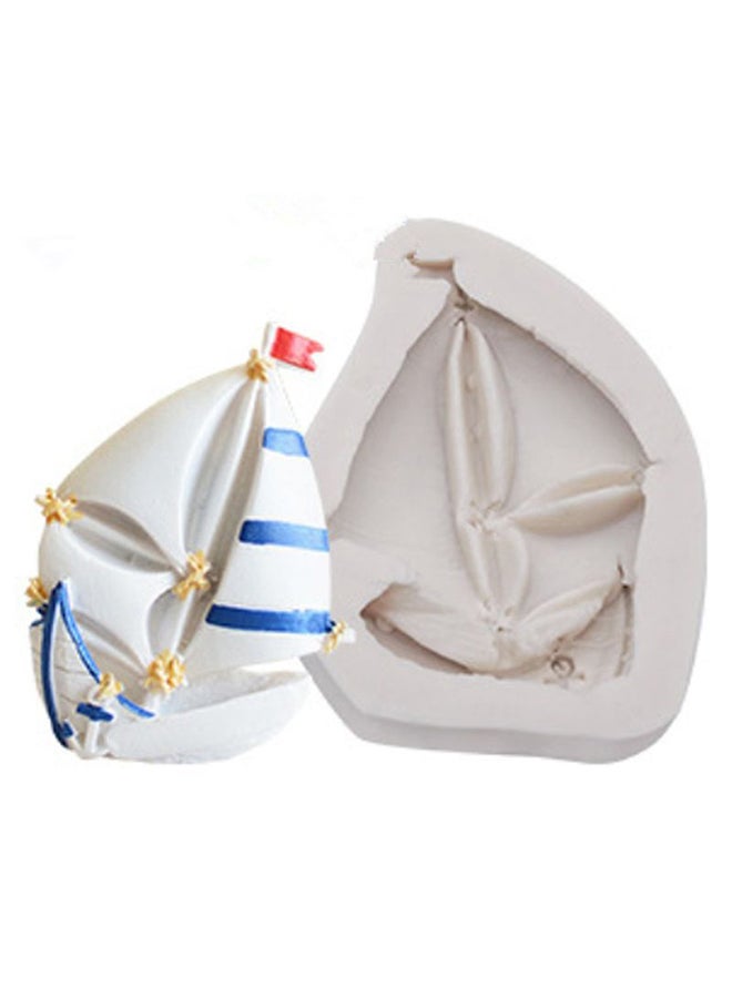 ISank Sailboat Shaped Decorative Baking Mould White 7.5X5.8x1.5cm - Image 1