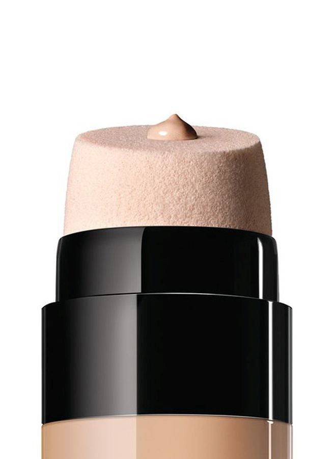 Revlon - Photoready Insta Filter Foundation 210 Sand Beige - Image 1