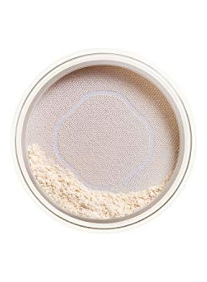 Shiseido Syncro Skin Invisible Silk Loose Powder 01 Radiant - Image 5