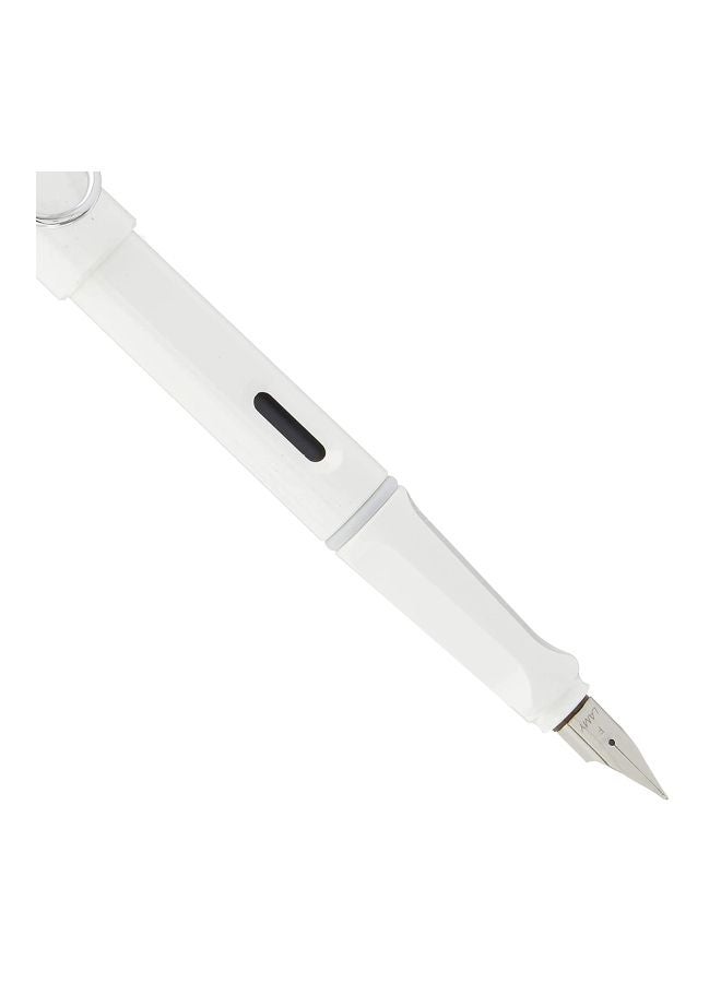 LAMY Safari Fountain Pen White - Image 4
