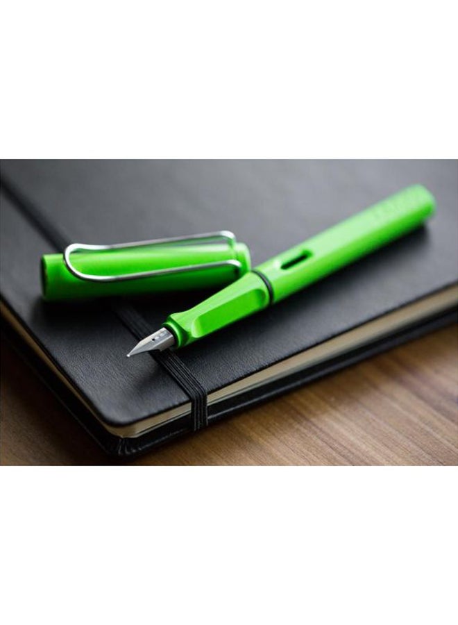 لامي قلم حبر سائل Safari بريشة معدنية أخضر - Image 3