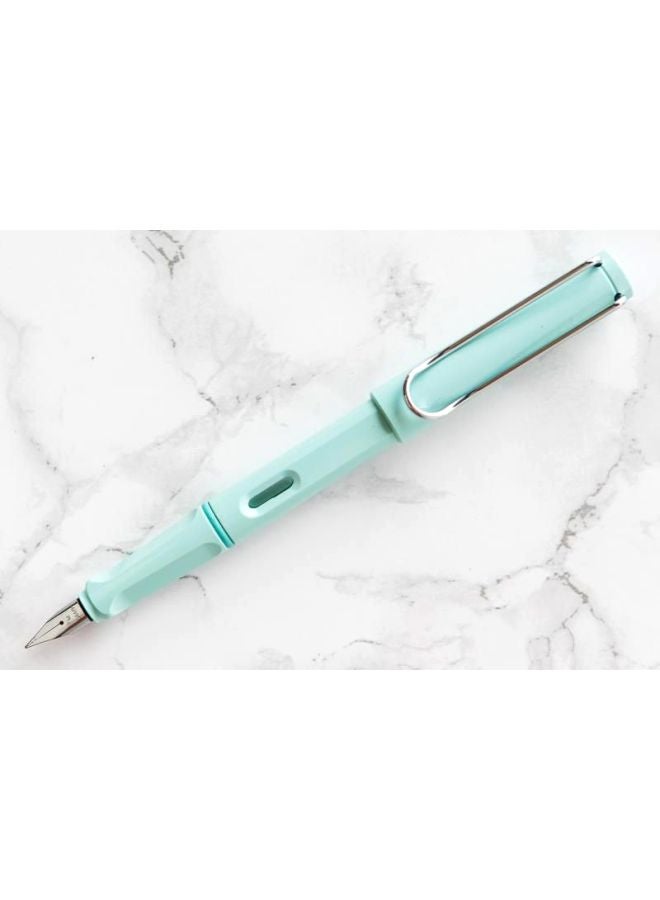 LAMY Safari Pastel Fountain Pen Light Blue - Image 4