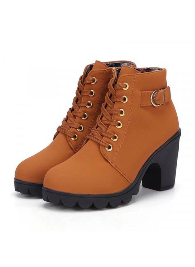 Generic - Heeled Ankle Boots Brown - Image 1