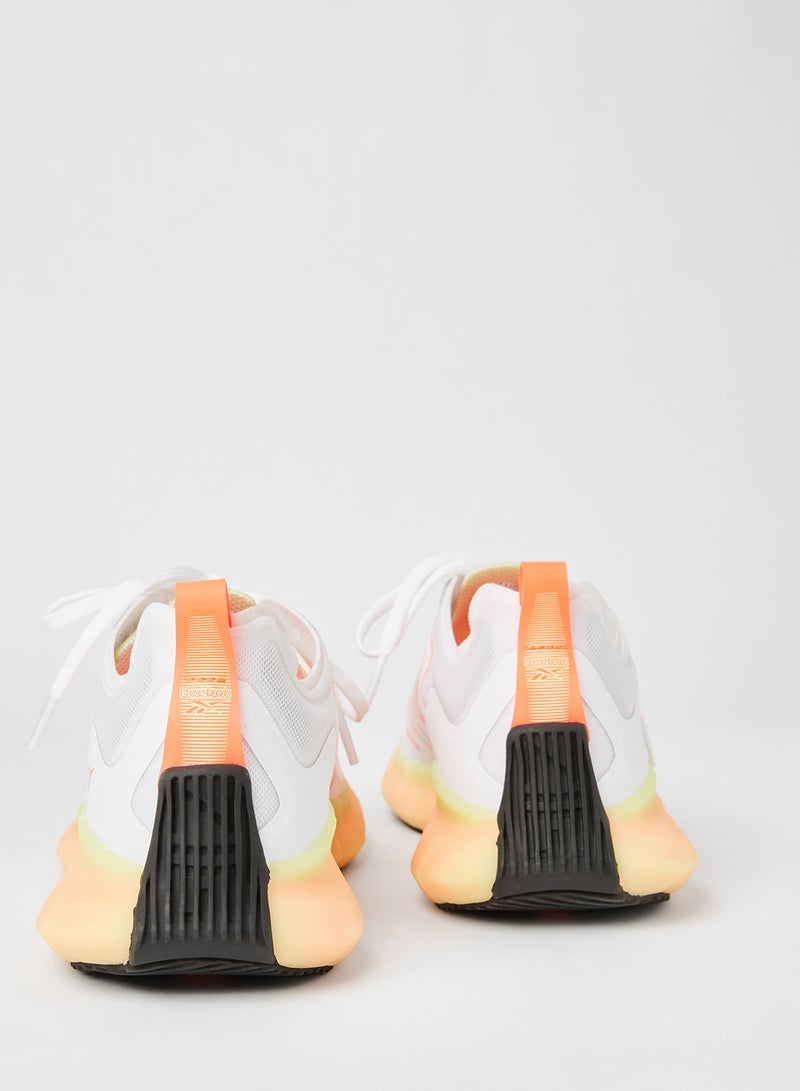 Reebok - Zig Kinetica 21 Sneakers White/Energy Glow/Orange Flare - Image 1