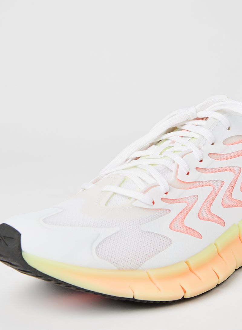 Reebok - Zig Kinetica 21 Sneakers White/Energy Glow/Orange Flare - Image 1