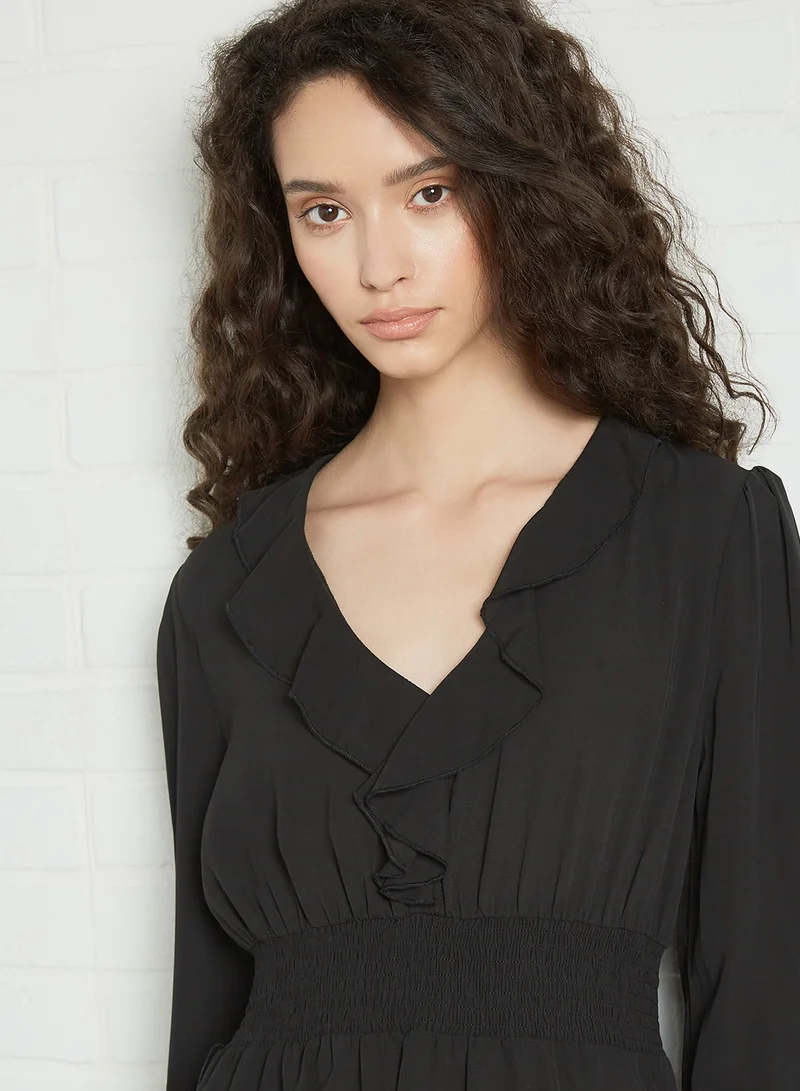 NA-KD V-Neck Ruffle Detail Dress Black