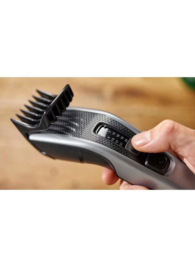 HC3520 Series 3000 Hair Clipper Black/Grey
