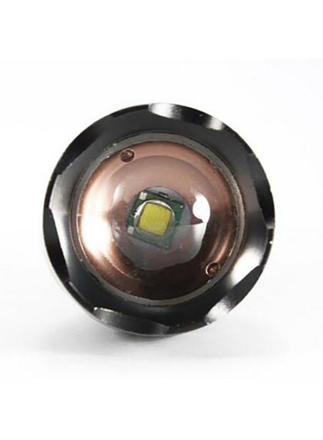 Beauenty LED Zoomable Flashlight Black 5x6cm  - Image 2