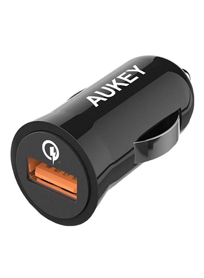Aukey Universal USB Charger Black/White - Image 1