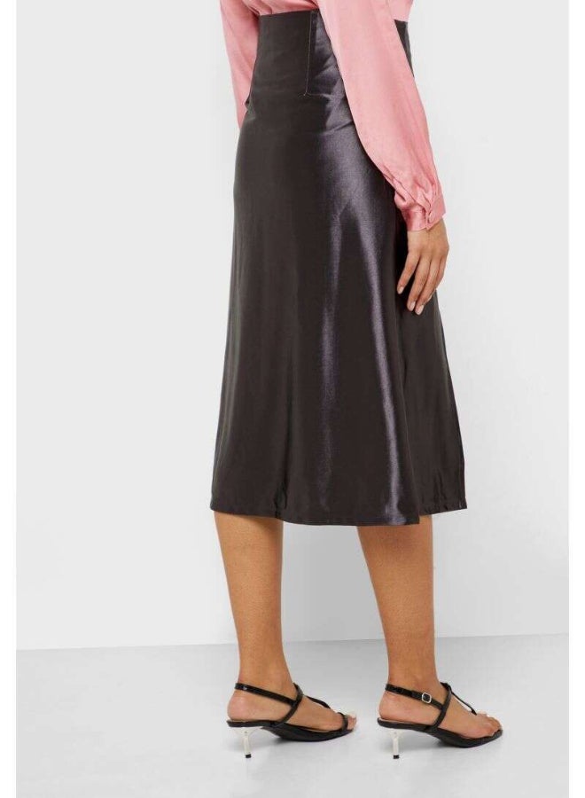 Reserved Side Slit A-Line Skirt Black  - Image 2