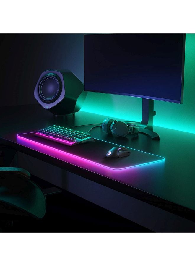 ستيل سيريز - لوحة ماوس مزودة بإضاءة RGB مقاس XL من سلسلة كيو سي كيه بريزم كلوث - Image 1